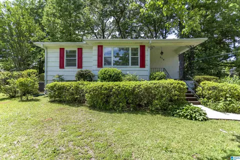 210 Ridgeway Rd, Hueytown, AL 35023