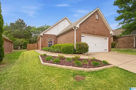232 Oxmoor Pl, Birmingham, AL 35211