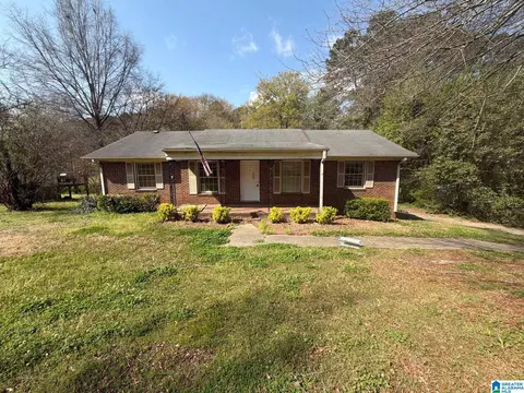 2512 NE 3rd St NE, Center Point, AL 35215