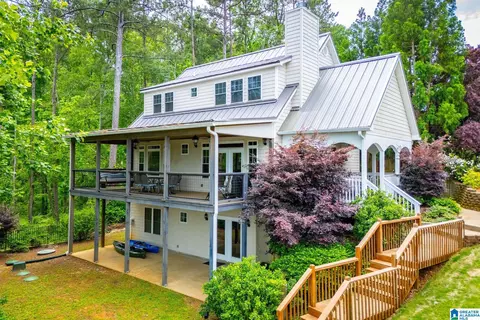 86 Highland Dr, Wedowee, AL 36278