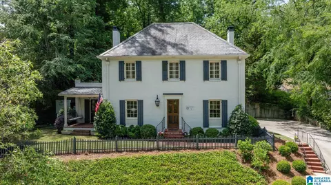 10 Memory Ln, Birmingham, AL 35213