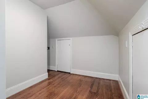 Bedroom - 10 Memory Ln, Birmingham, AL 35213 photo 6 of 6