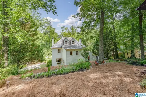 Exterior - 10 Memory Ln, Birmingham, AL 35213 photo 17 of 26
