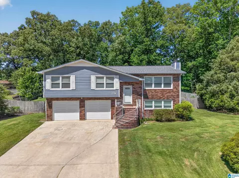 5916 Medders St, Anniston, AL 36206
