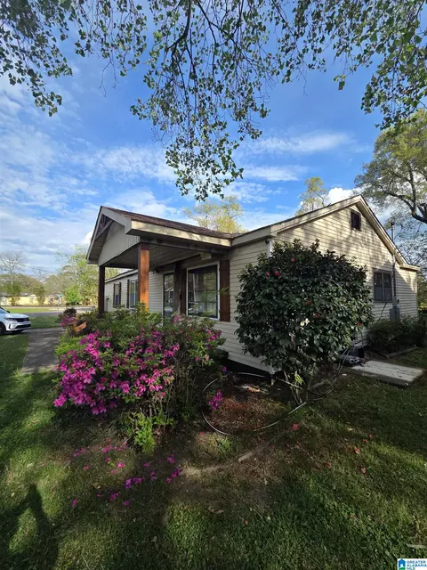 3404 Western Ave, Gadsden, AL 35904