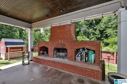 Exterior - 202 Valley Rd, Sulligent, AL 35586 photo 7 of 18