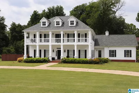 202 Valley Rd, Sulligent, AL 35586