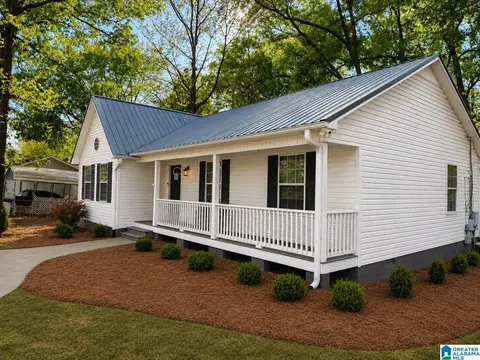 131 Wolf Creek Rd N, Pell City, AL 35125