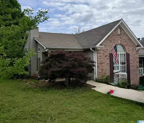 101 Coales Branch Dr, Pelham, AL 35124