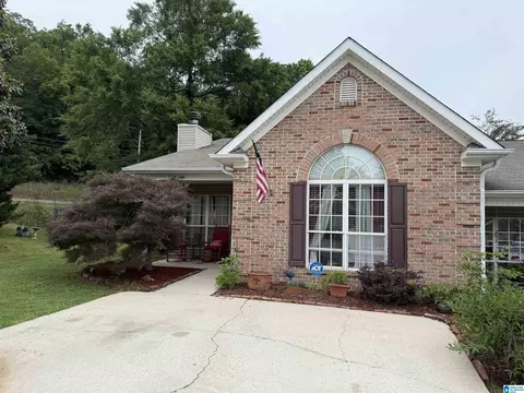 101 Coales Branch Dr, Pelham, AL 35124