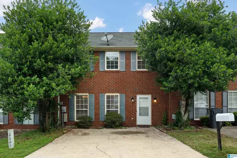114 Sugar Dr, Pelham, AL 35124