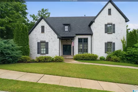 1438 Haddon Pl, Hoover, AL 35226
