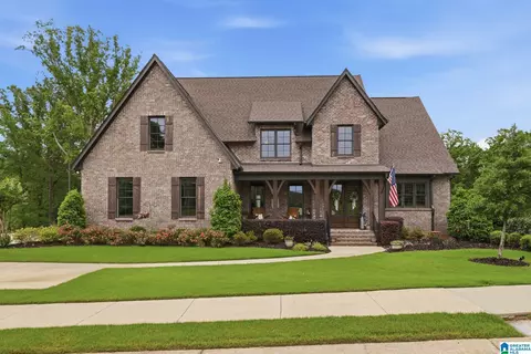 5739 Deercrest Ct, Trussville, AL 35173