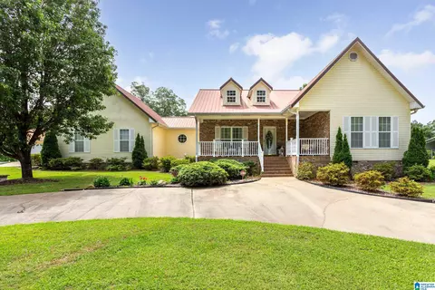 20 Heatherwood Dr, Talladega, AL 35160