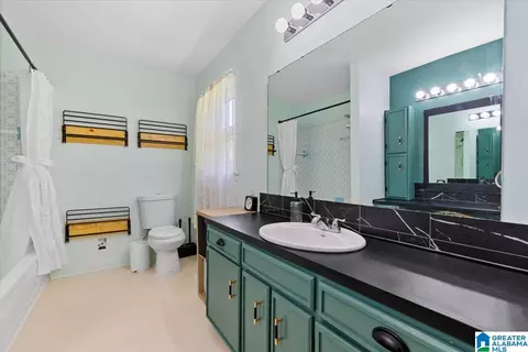 Bath - 973 Pine Hill Rd, Birmingham, AL 35235 photo 1 of 3