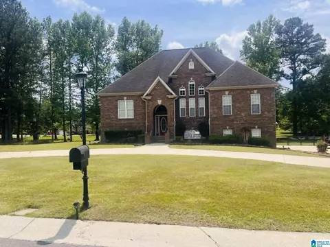 8520 Hidden Creek Dr, Gardendale, AL 35071