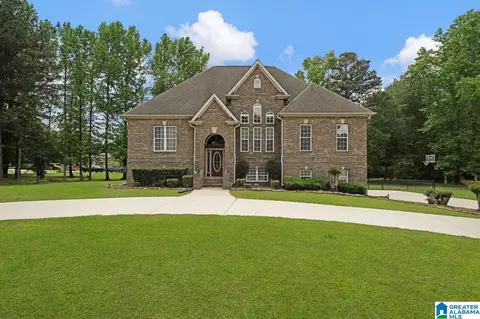 8520 Hidden Creek Dr, Gardendale, AL 35071