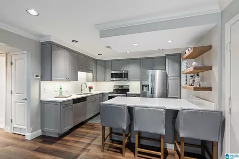 217 East Grn #217, Vestavia, AL 35243