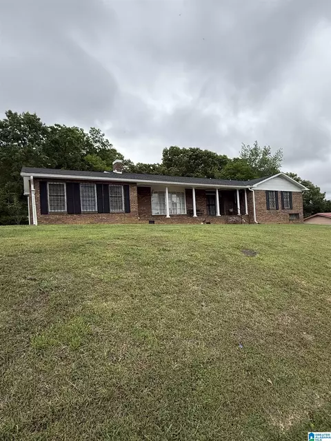 2331 Simpson St, Anniston, AL 36201