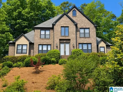 5065 Lake Crest Cir, Hoover, AL 35226