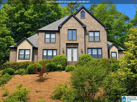 5065 Lake Crest Cir, Hoover, AL 35226
