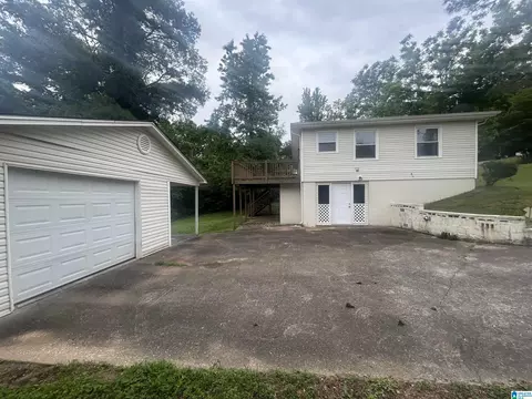 2229 5th St NE, Center Point, AL 35215