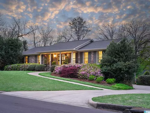 3236 Winchester Rd, Hoover, AL 35226