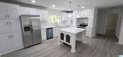 176 Pleasant Trl, Jasper, AL 35504