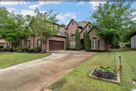 244 Strathaven Ln, Pelham, AL 35124