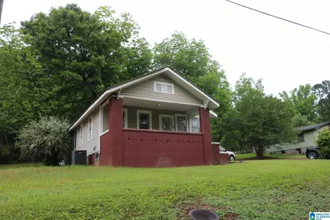 812 26th Ave N, Bessemer, AL 35023
