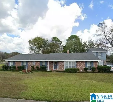 3581 Foxhall Dr, Montgomery, AL 36111
