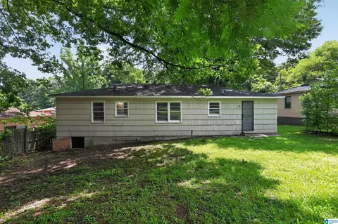 104 Lawson Dr, Birmingham, AL 35215