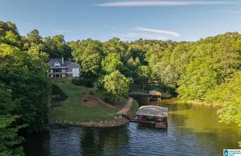 2705 Nanyehi Dr, Ohatchee, AL 36271