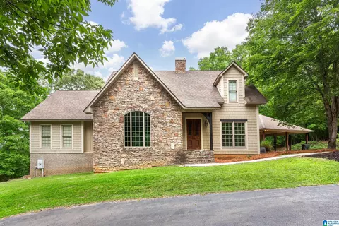 35 Hickory Ridge Dr, Glencoe, AL 35905