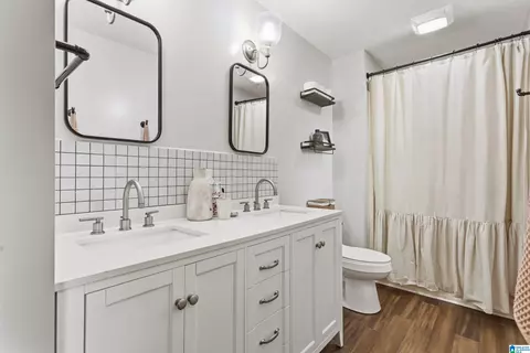 Bath - 115 Dusty Dr SW, Arab, AL 35016 photo 2 of 2