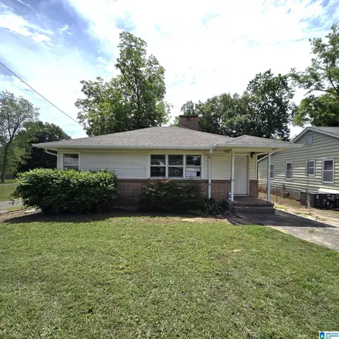 2017 29th Ave, Bessemer, AL 35023