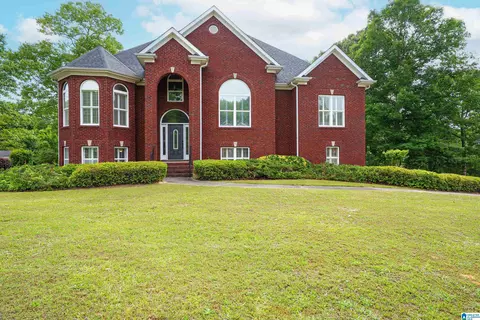 2399 Hemlock Dr, Hueytown, AL 35023