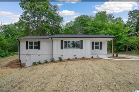 2260 Pine Ln, Hoover, AL 35226