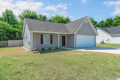1199 King Arthur Ct, Alabaster, AL 35007