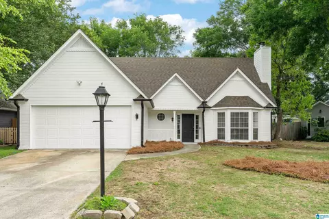 1531 Timber Dr, Helena, AL 35080