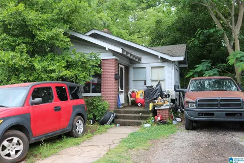 8702 Division Ave, Birmingham, AL 35206