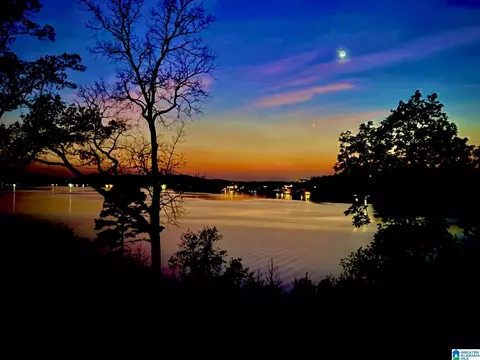475 River Forest Ln #3420, Talladega, AL 35160