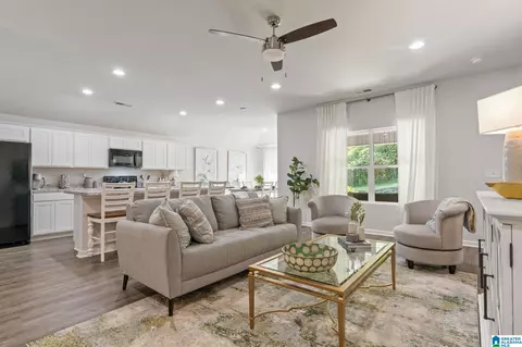 323 Troubadour Ln, Jasper, AL 35501