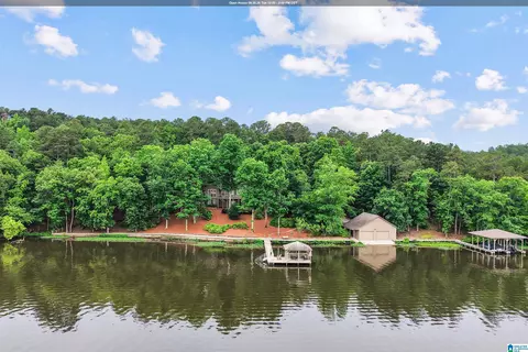 297 4-h Rd, Columbiana, AL 35051