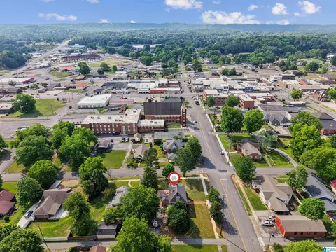 View/Area - 400 3rd St, Oneonta, AL 35121 photo 7 of 7
