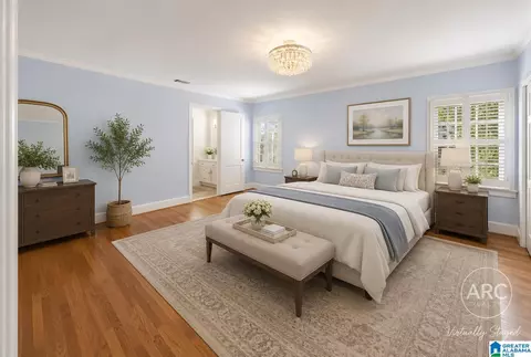 Bedroom - 400 3rd St, Oneonta, AL 35121 photo 1 of 10