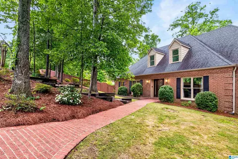 4417 Briar Glen Dr, Cahaba Heights, AL 35243