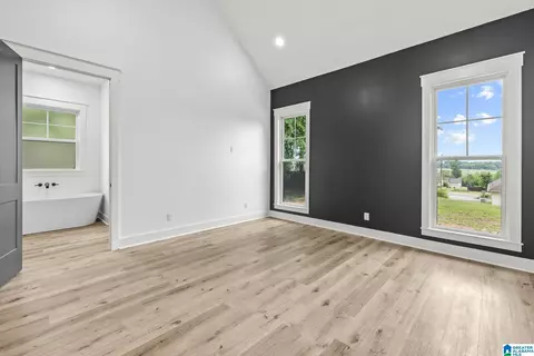 Bedroom - 1604 4th Ave N, Clanton, AL 35045 photo 1 of 3
