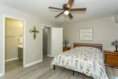 Bedroom - 1312 Applegate Dr, Alabaster, AL 35007 photo 6 of 7