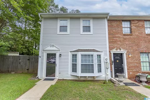 Exterior - 1312 Applegate Dr, Alabaster, AL 35007 photo 4 of 8